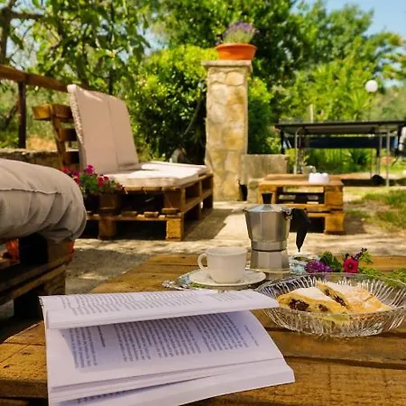 Vakantieboerderij Azzarone *