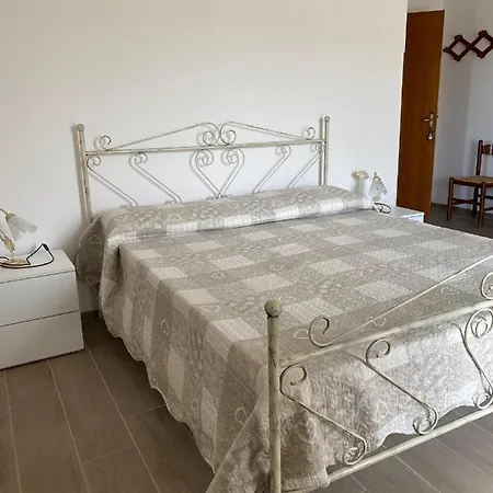 Azzarone Vakantieboerderij *