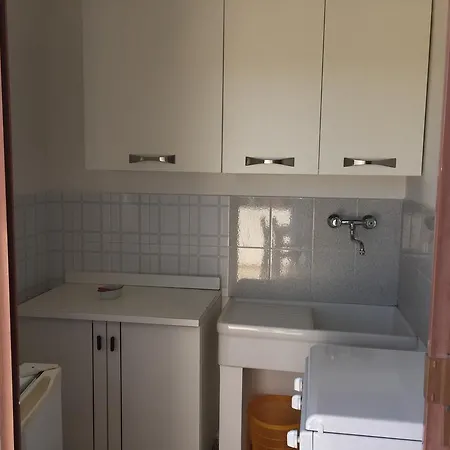 Фермерский дом Azzarone Вьесте